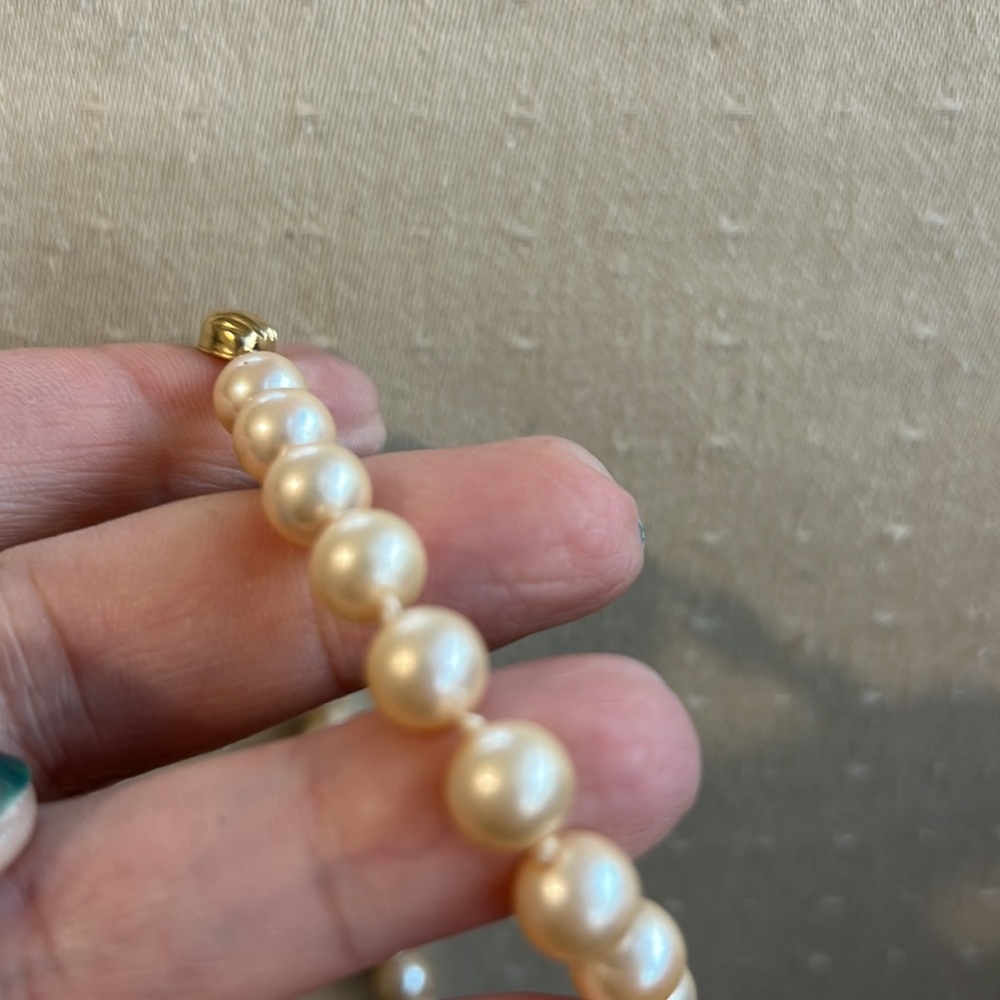 Pearls - Picture 3 of 6